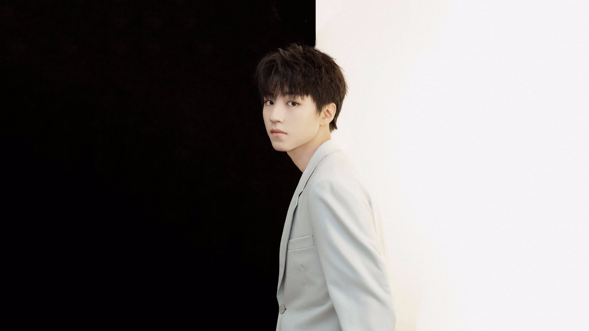 足球运动职业技能大赛首次举办，足球业余比赛